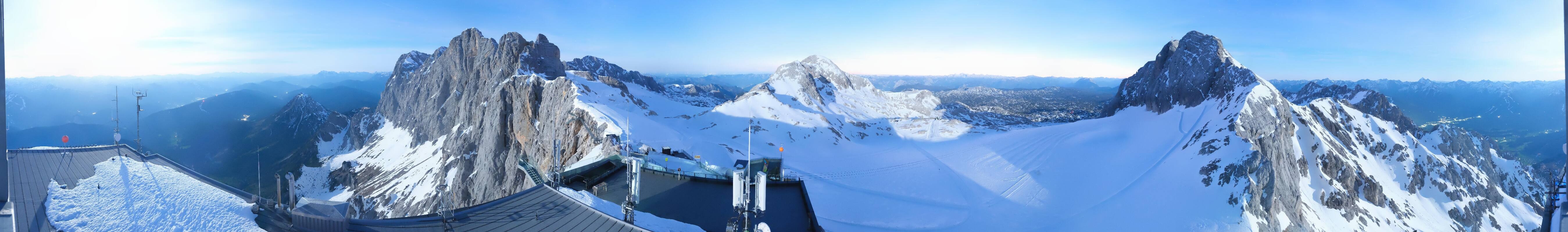 Archiv Foto Webcam Dachstein Gletscher: Panoramablick von der Bergstation