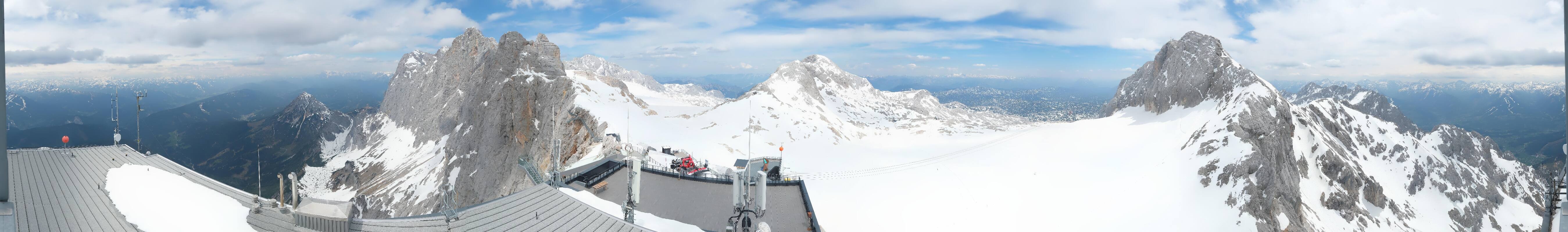 Archiv Foto Webcam Dachstein Gletscher: Panoramablick von der Bergstation