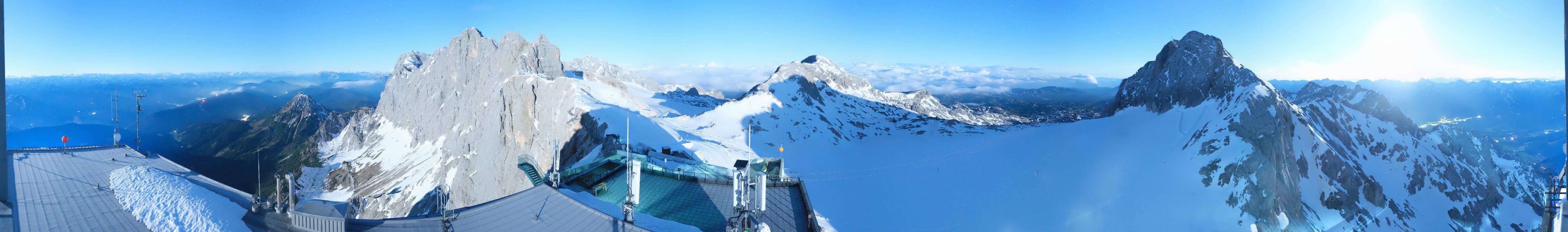 Archiv Foto Webcam Dachstein Gletscher: Panoramablick von der Bergstation