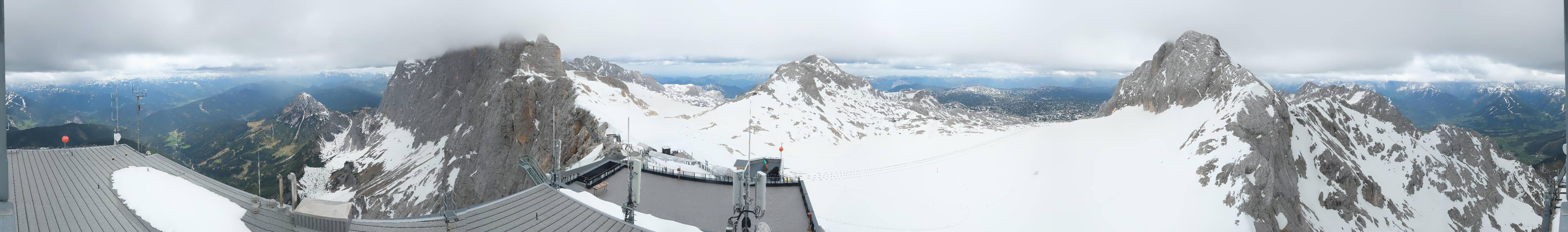 Archiv Foto Webcam Dachstein Gletscher: Panoramablick von der Bergstation