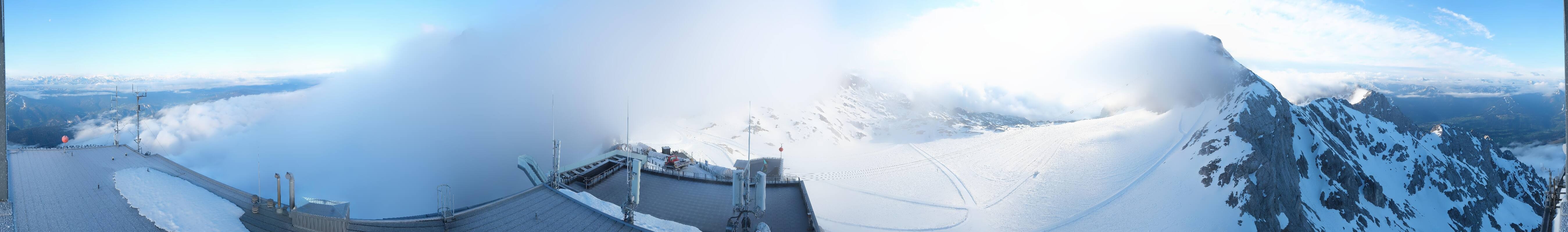 Archiv Foto Webcam Dachstein Gletscher: Panoramablick von der Bergstation