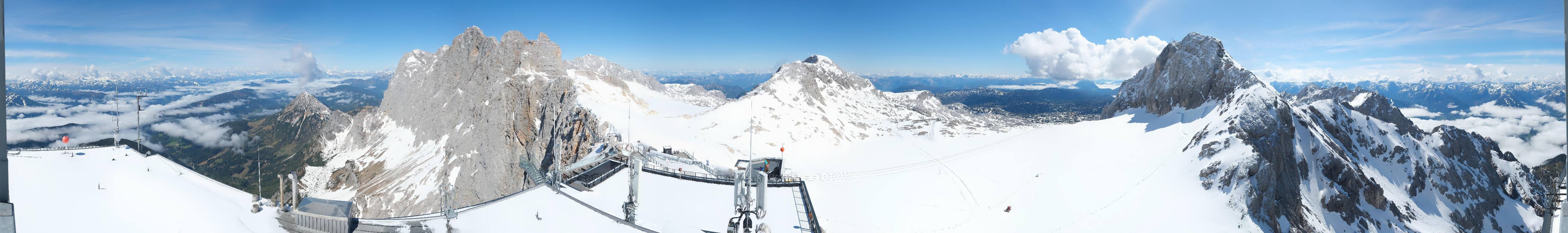 Archiv Foto Webcam Dachstein Gletscher: Panoramablick von der Bergstation