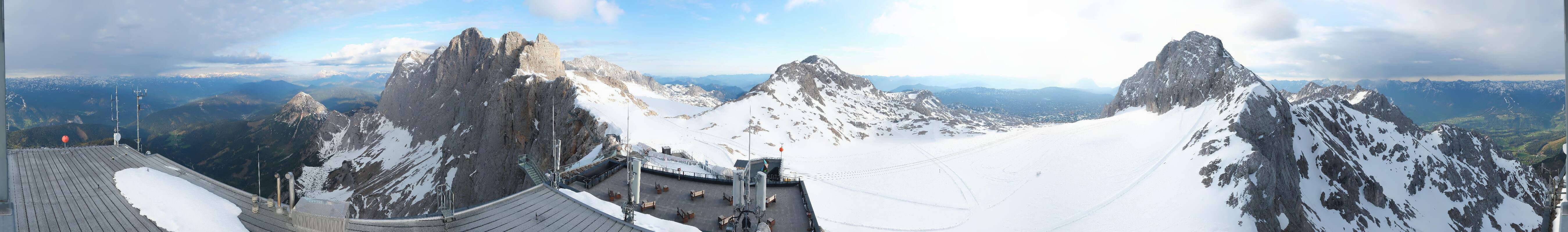 Archiv Foto Webcam Dachstein Gletscher: Panoramablick von der Bergstation