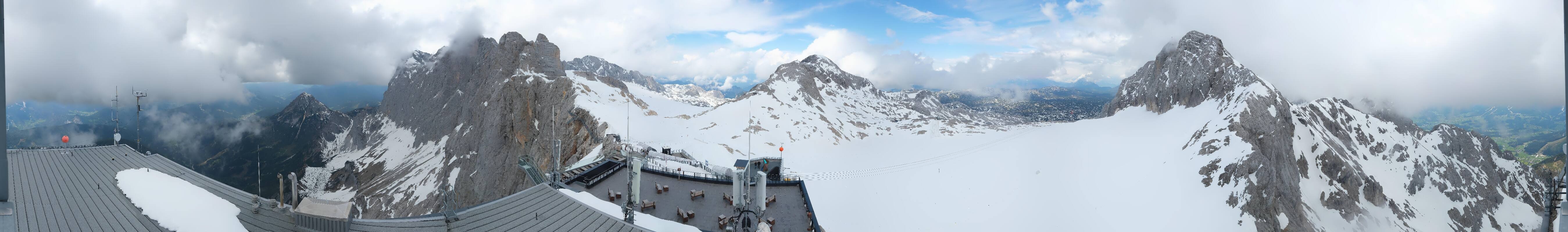 Archiv Foto Webcam Dachstein Gletscher: Panoramablick von der Bergstation