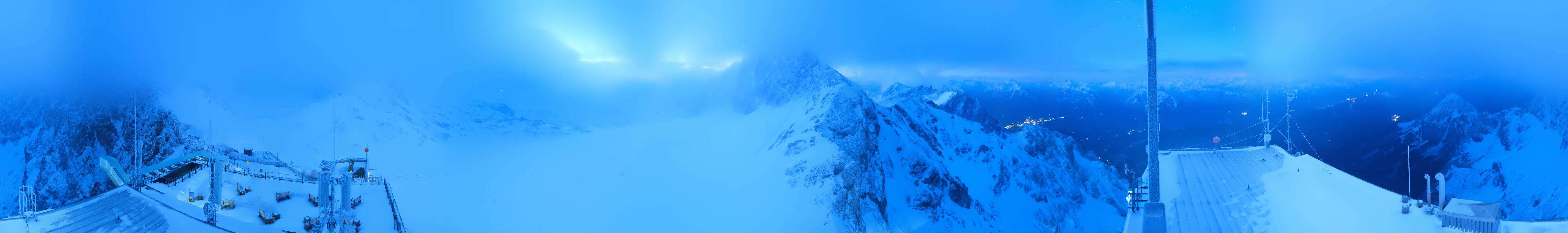 Archiv Foto Webcam Dachstein Gletscher: Panoramablick von der Bergstation
