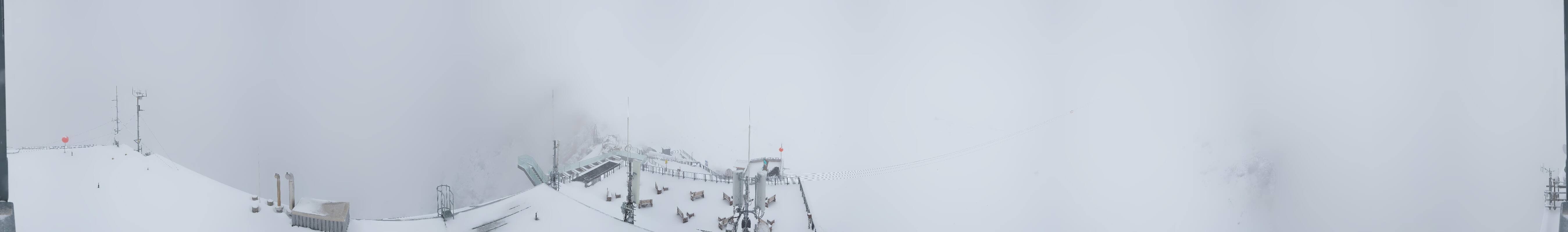 Archiv Foto Webcam Dachstein Gletscher: Panoramablick von der Bergstation
