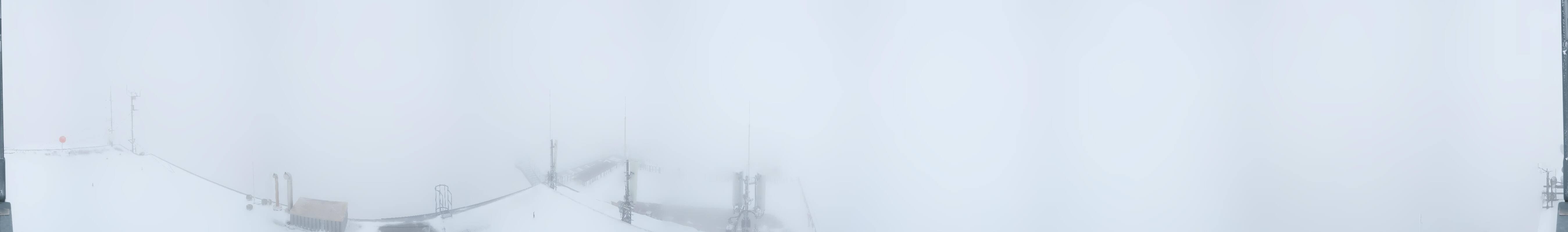 Archived image Panoramic webcam view at the Dachstein Glacier