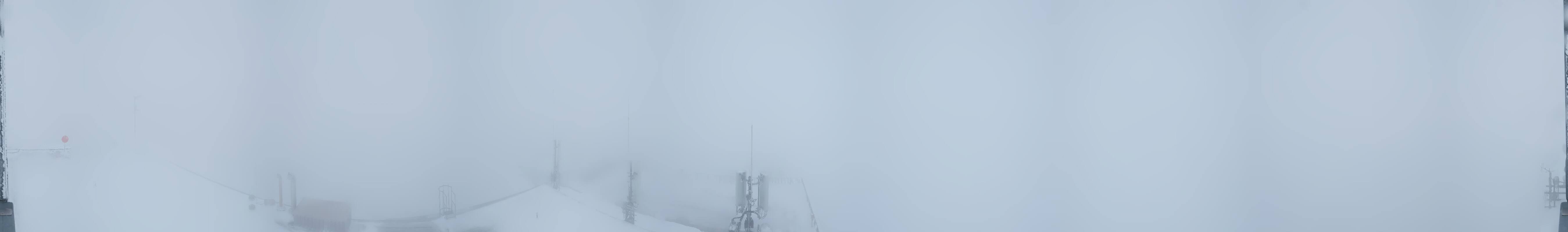 Archived image Panoramic webcam view at the Dachstein Glacier