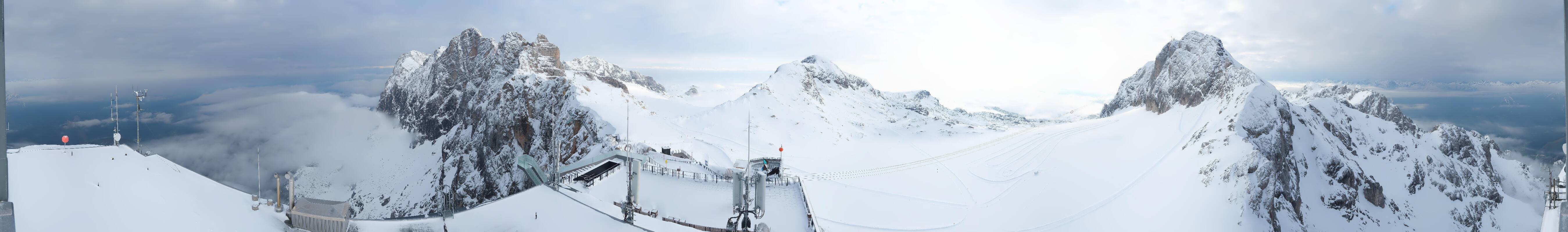Archiv Foto Webcam Dachstein Gletscher: Panoramablick von der Bergstation