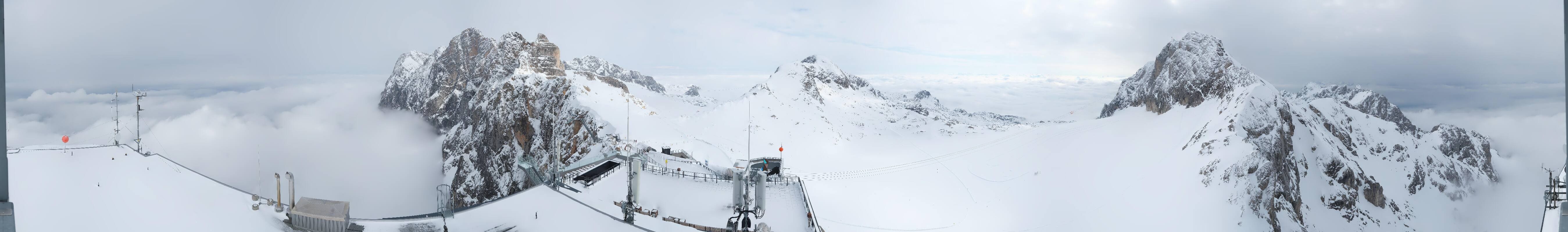 Archiv Foto Webcam Dachstein Gletscher: Panoramablick von der Bergstation