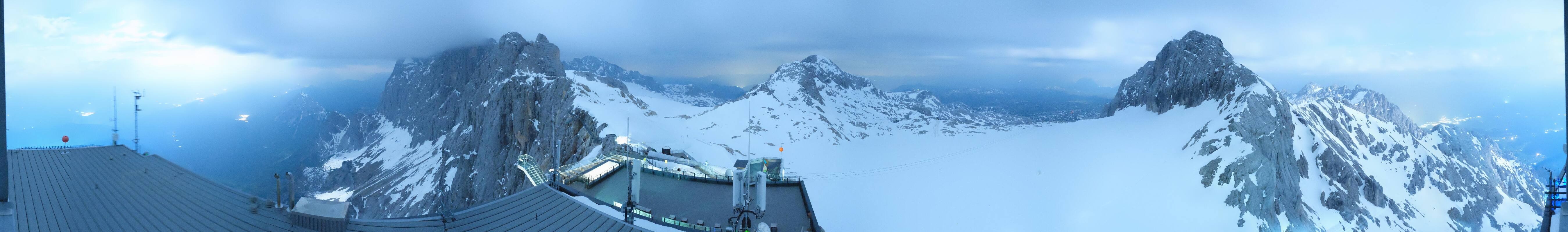Archiv Foto Webcam Dachstein Gletscher: Panoramablick von der Bergstation