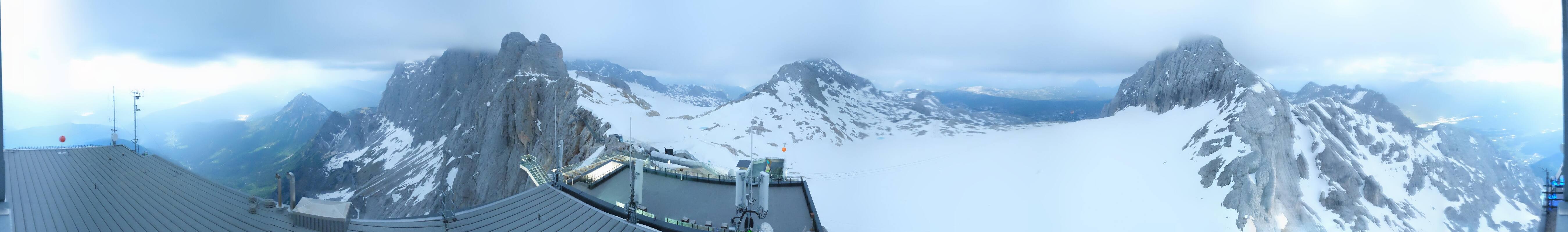 Archiv Foto Webcam Dachstein Gletscher: Panoramablick von der Bergstation