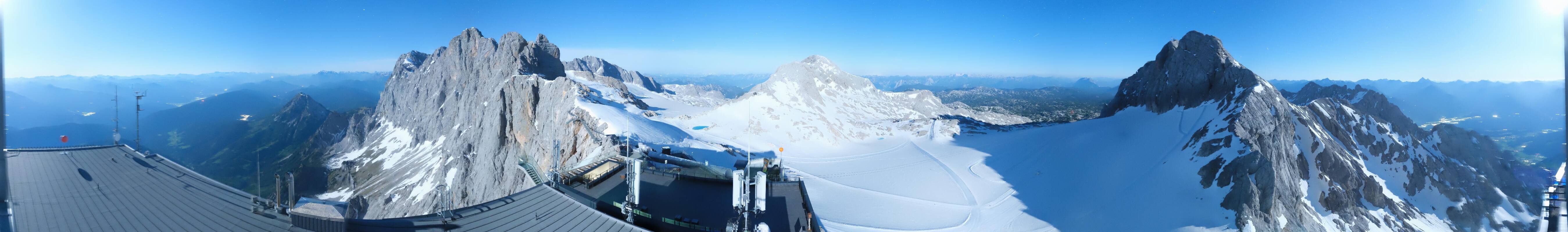 Archiv Foto Webcam Dachstein Gletscher: Panoramablick von der Bergstation