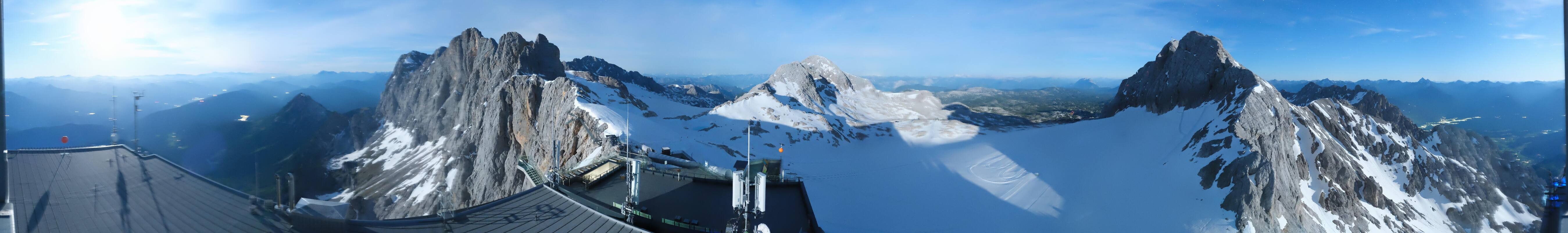 Archiv Foto Webcam Dachstein Gletscher: Panoramablick von der Bergstation