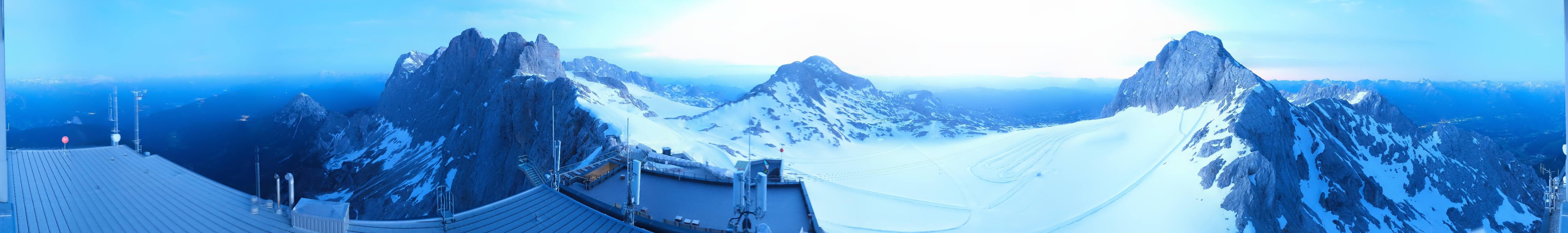Archiv Foto Webcam Dachstein Gletscher: Panoramablick von der Bergstation
