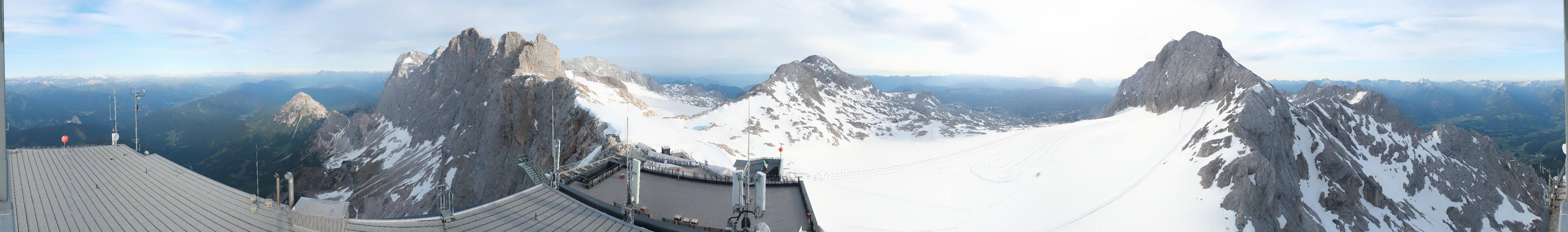 Archiv Foto Webcam Dachstein Gletscher: Panoramablick von der Bergstation