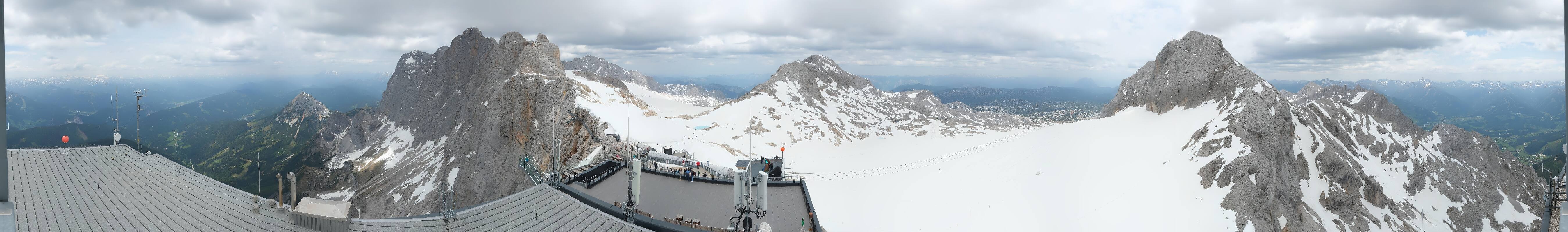 Archiv Foto Webcam Dachstein Gletscher: Panoramablick von der Bergstation