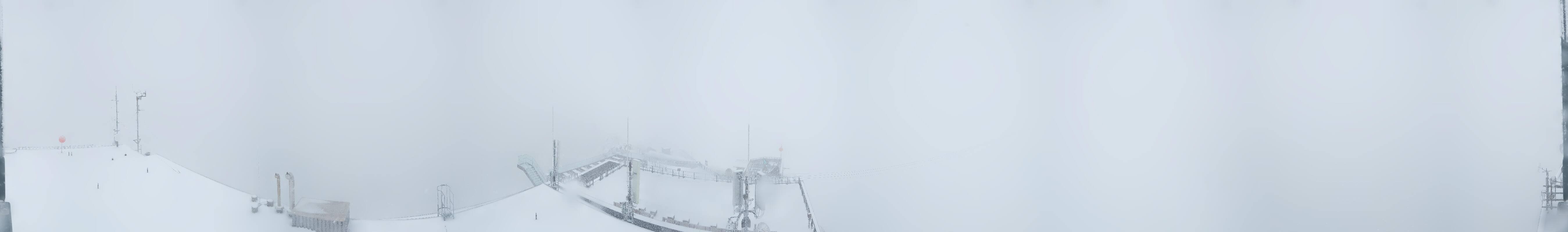 Archiv Foto Webcam Dachstein Gletscher: Panoramablick von der Bergstation