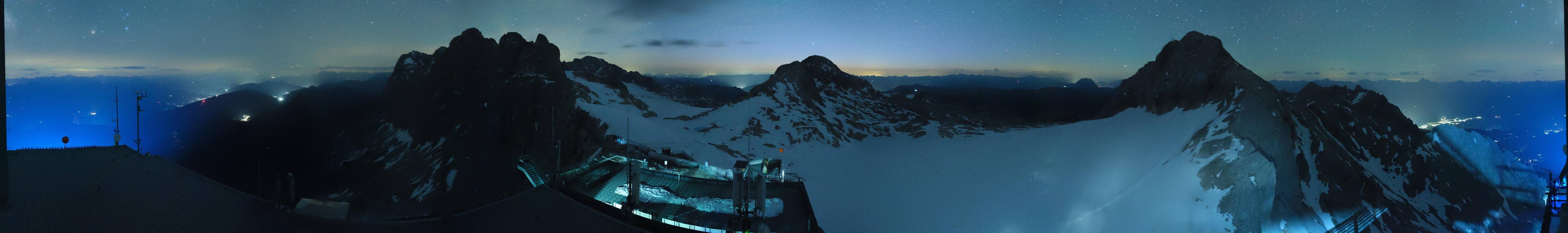 Archiv Foto Webcam Dachstein Gletscher: Panoramablick von der Bergstation