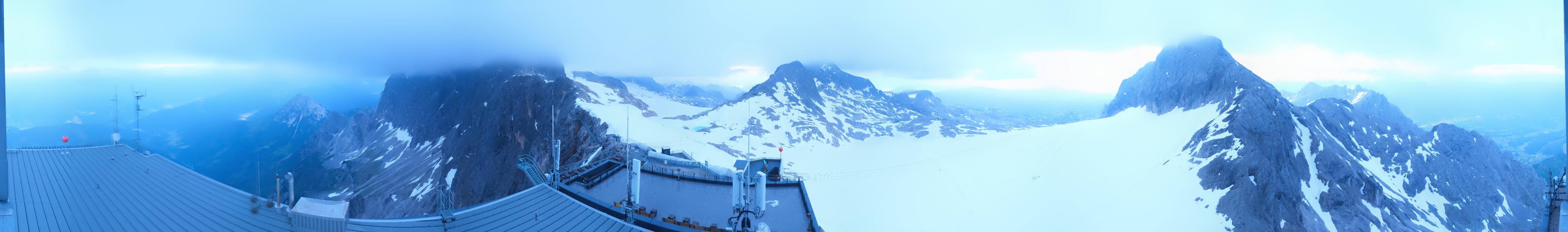 Archiv Foto Webcam Dachstein Gletscher: Panoramablick von der Bergstation