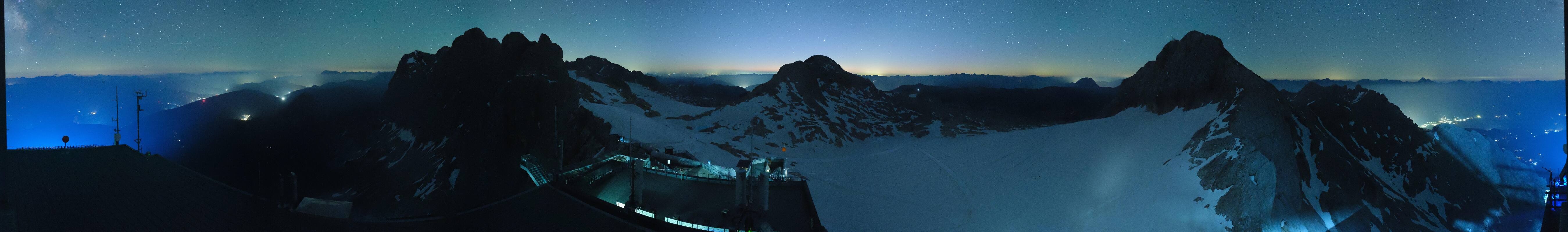 Archiv Foto Webcam Dachstein Gletscher: Panoramablick von der Bergstation
