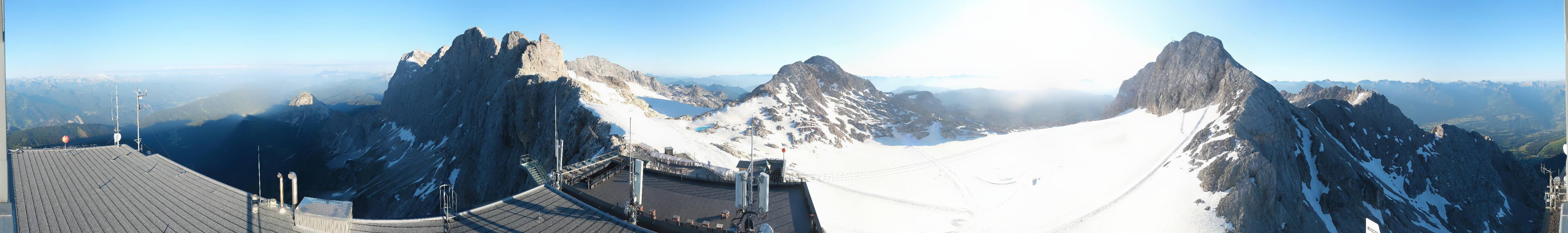 Archiv Foto Webcam Dachstein Gletscher: Panoramablick von der Bergstation
