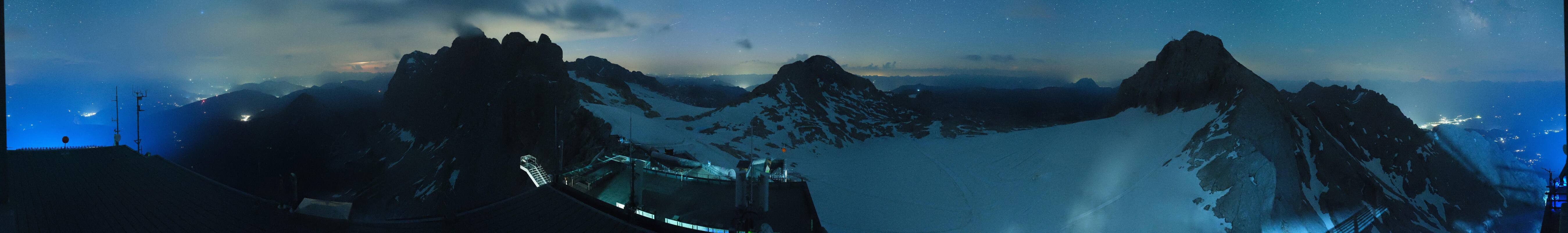 Archiv Foto Webcam Dachstein Gletscher: Panoramablick von der Bergstation