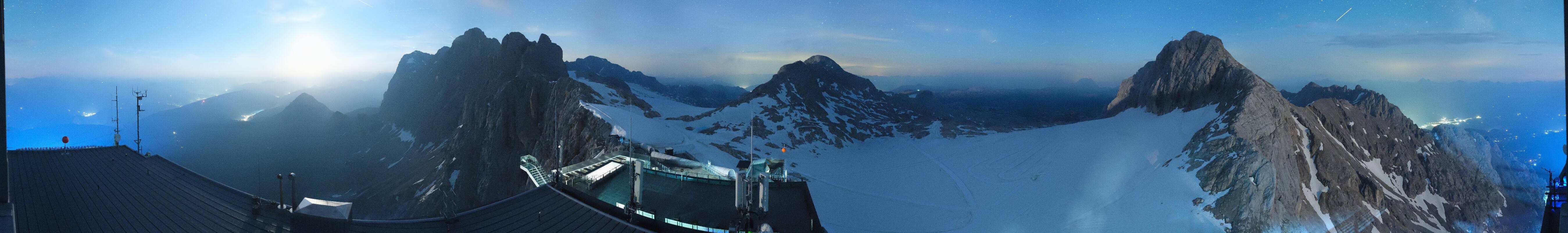 Archiv Foto Webcam Dachstein Gletscher: Panoramablick von der Bergstation