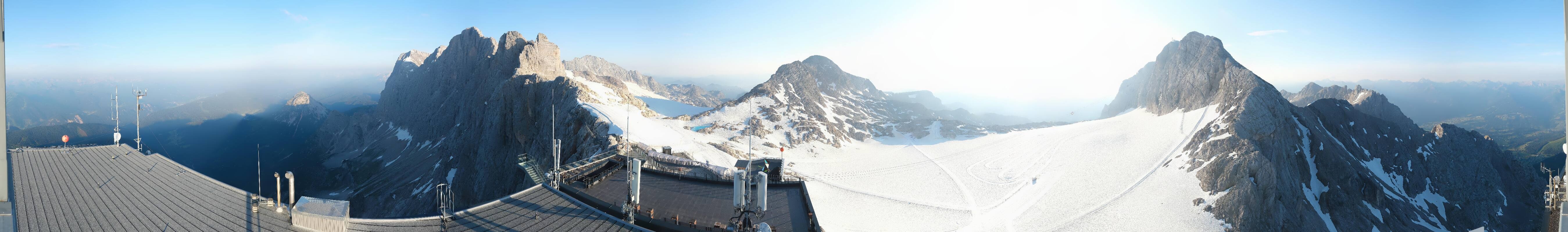 Archiv Foto Webcam Dachstein Gletscher: Panoramablick von der Bergstation