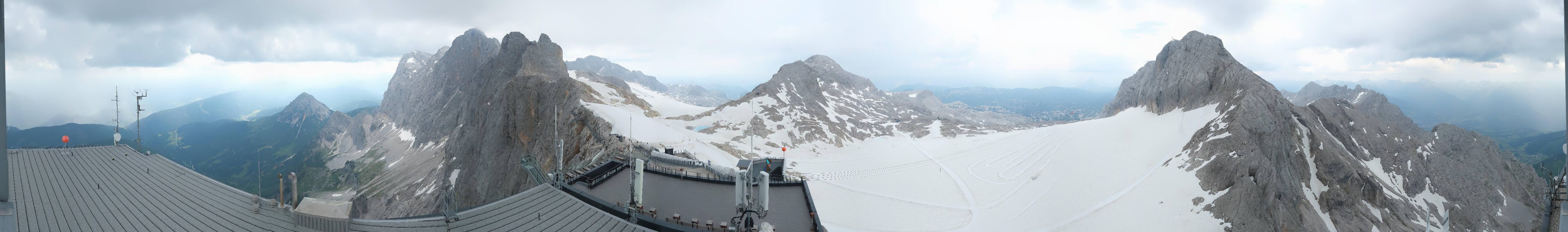 Archiv Foto Webcam Dachstein Gletscher: Panoramablick von der Bergstation