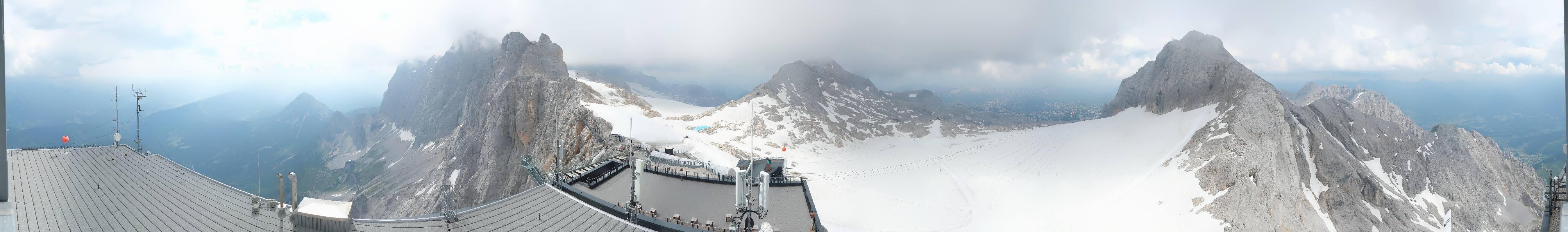 Archived image Panoramic webcam view at the Dachstein Glacier