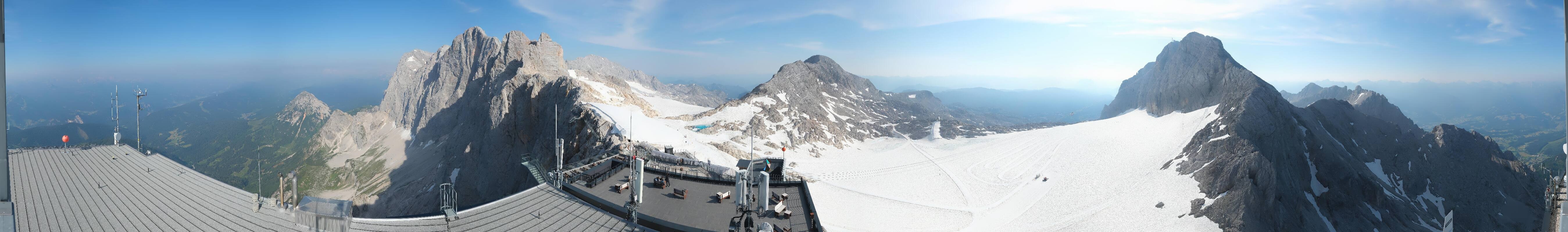 Archived image Panoramic webcam view at the Dachstein Glacier