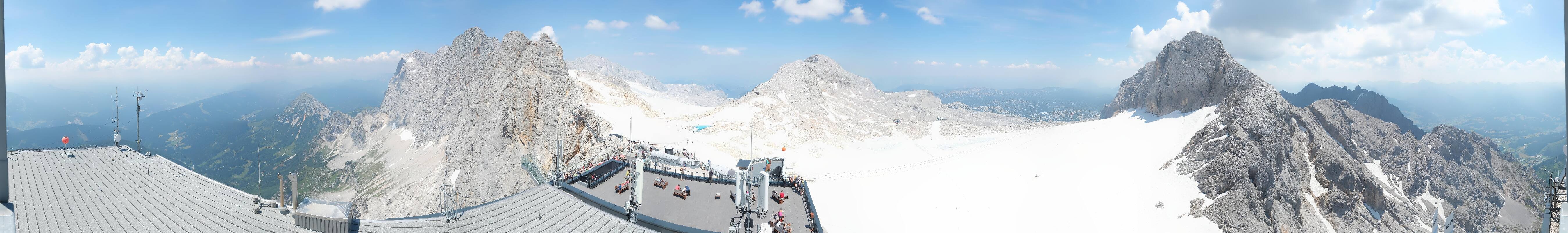 Archived image Panoramic webcam view at the Dachstein Glacier