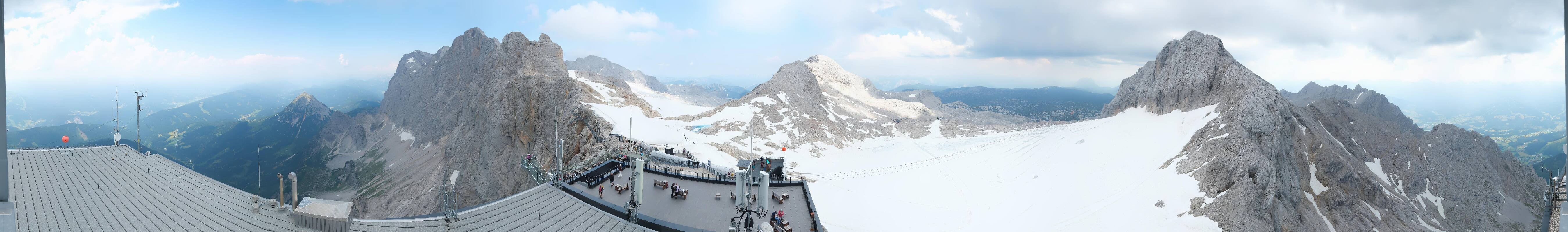 Archived image Panoramic webcam view at the Dachstein Glacier