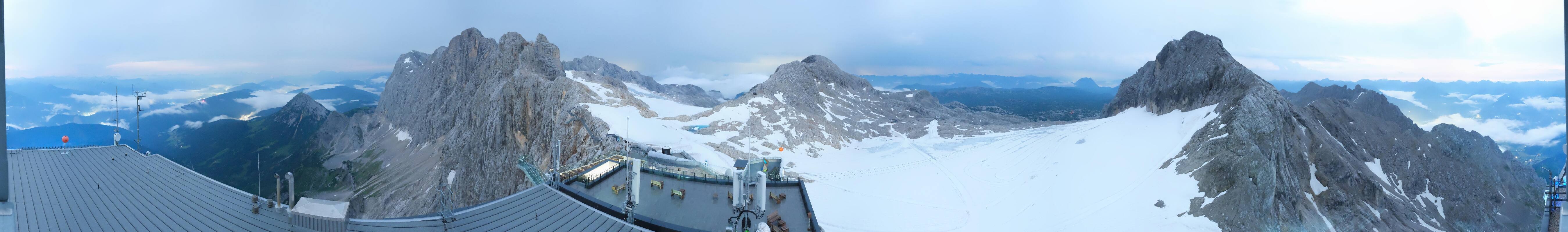 Archiv Foto Webcam Dachstein Gletscher: Panoramablick von der Bergstation