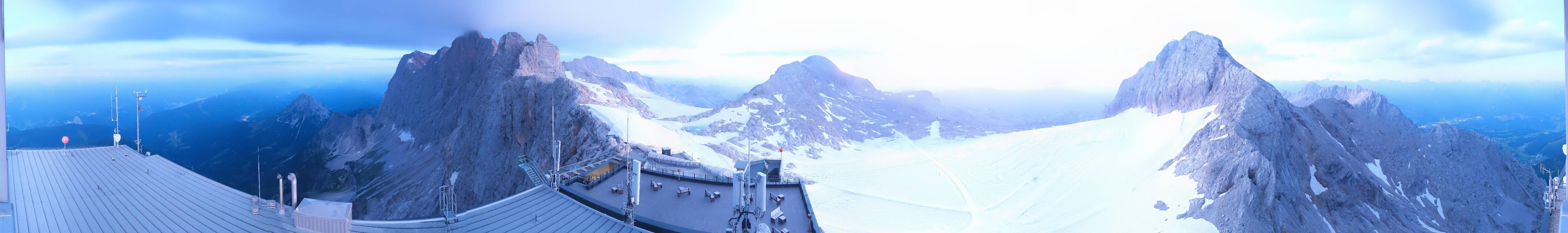 Archiv Foto Webcam Dachstein Gletscher: Panoramablick von der Bergstation