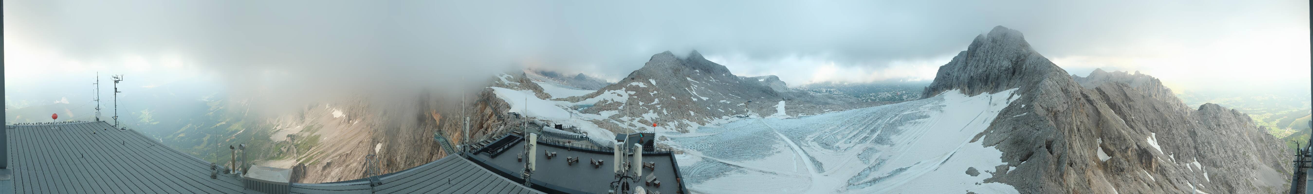 Archiv Foto Webcam Dachstein Gletscher: Panoramablick von der Bergstation