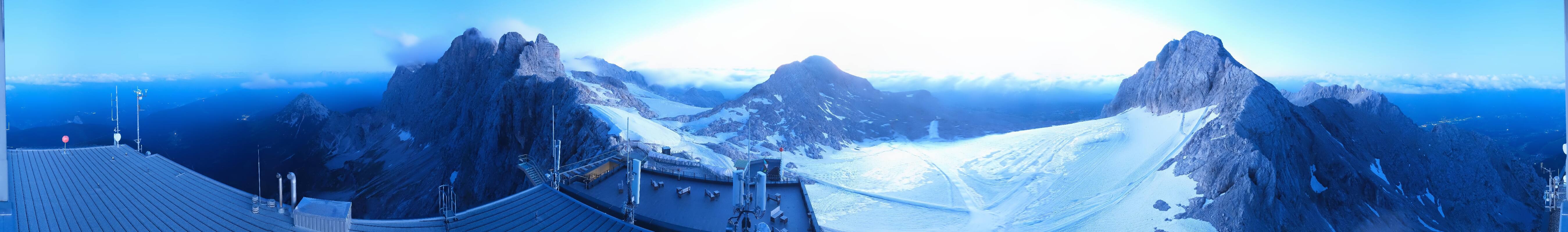 Archiv Foto Webcam Dachstein Gletscher: Panoramablick von der Bergstation