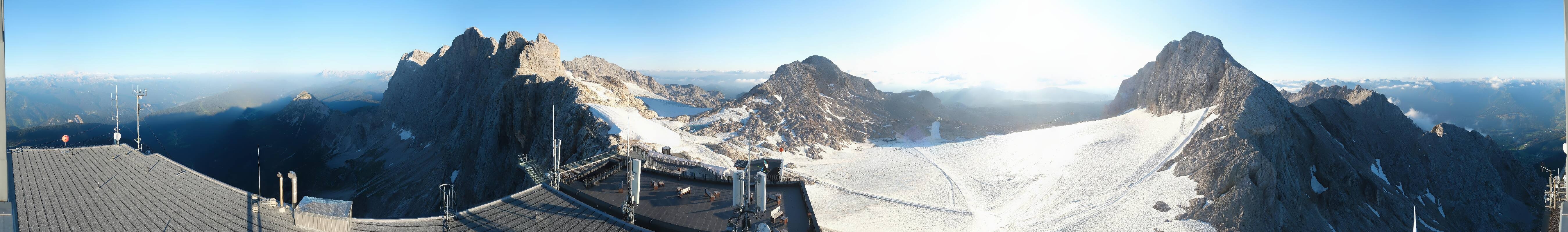 Archiv Foto Webcam Dachstein Gletscher: Panoramablick von der Bergstation