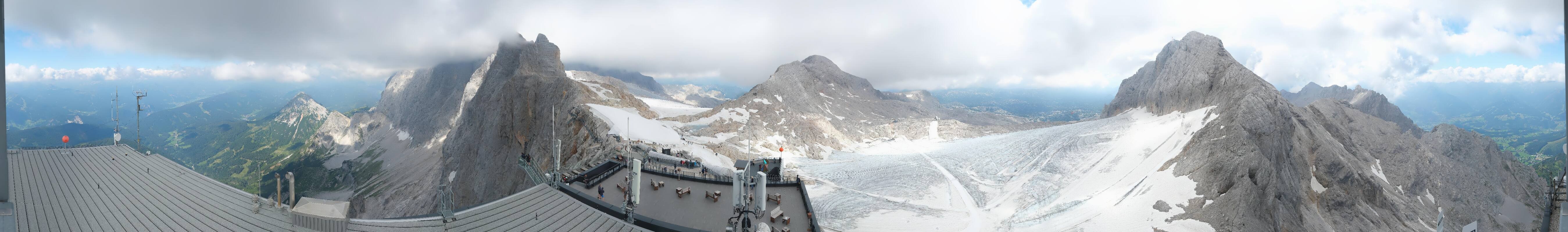 Archived image Panoramic webcam view at the Dachstein Glacier