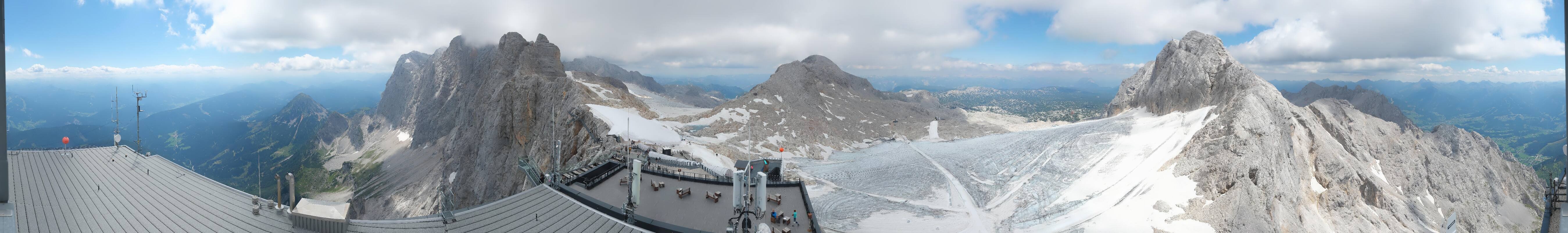 Archived image Panoramic webcam view at the Dachstein Glacier