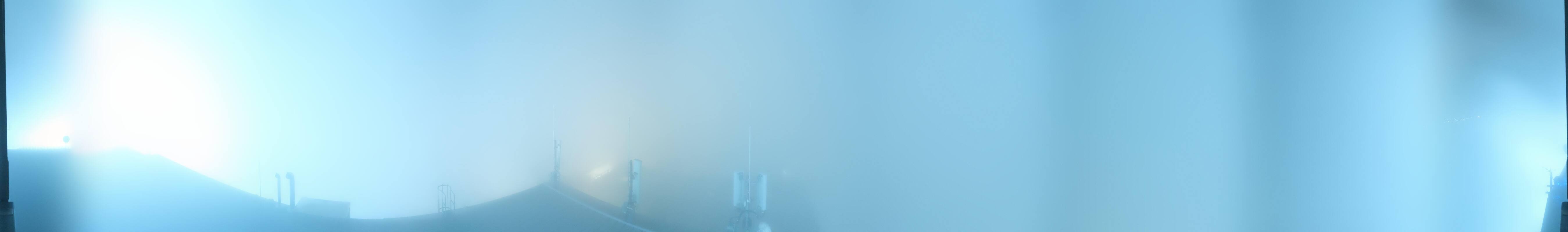 Archived image Panoramic webcam view at the Dachstein Glacier