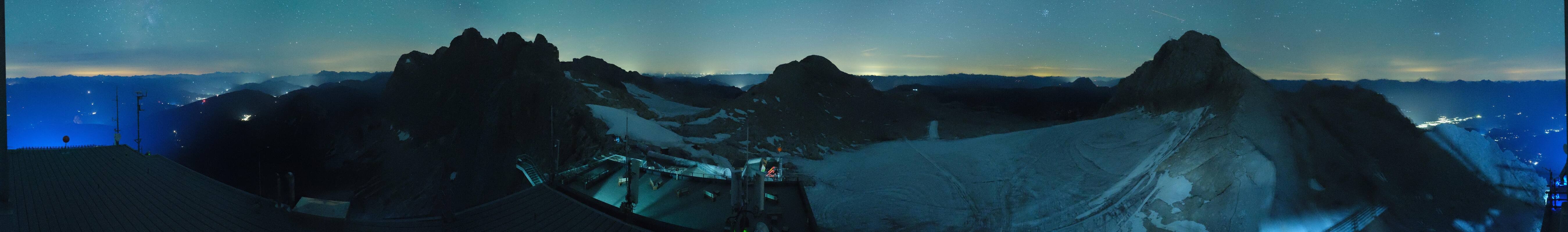 Archiv Foto Webcam Dachstein Gletscher: Panoramablick von der Bergstation