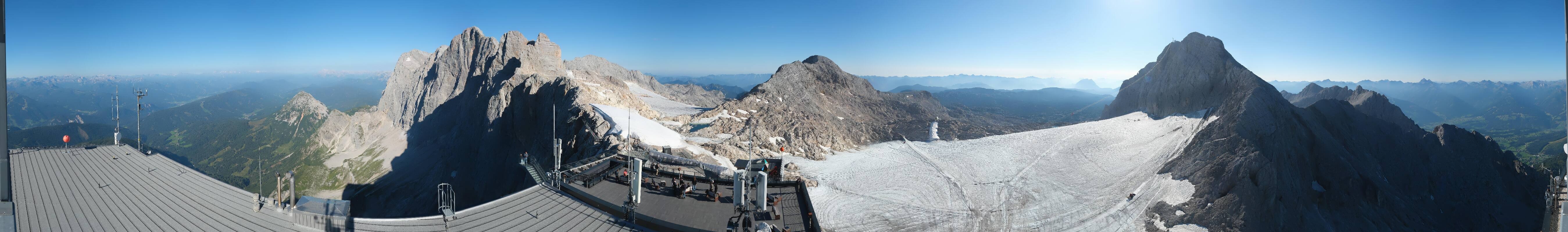 Archived image Panoramic webcam view at the Dachstein Glacier