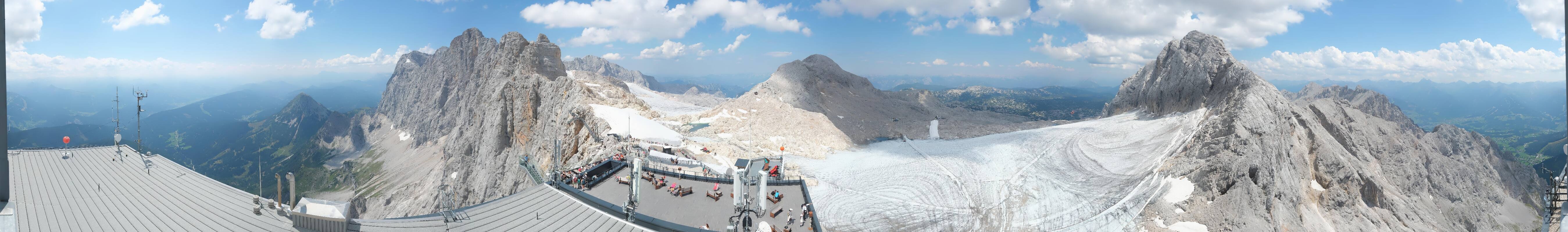 Archived image Panoramic webcam view at the Dachstein Glacier