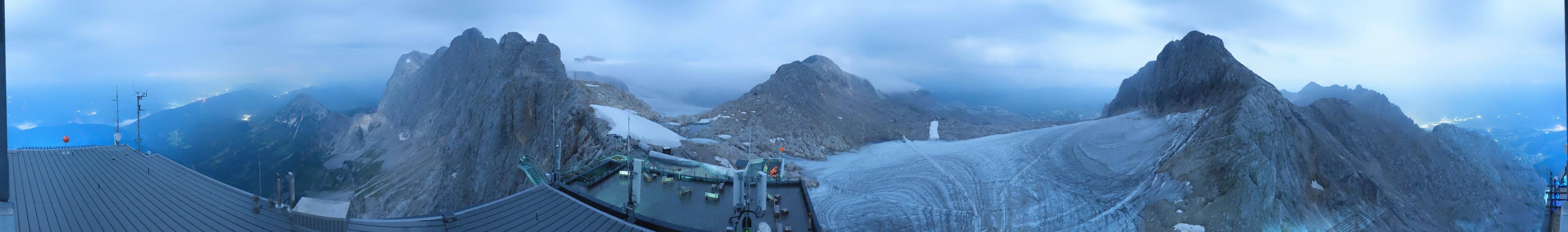Archiv Foto Webcam Dachstein Gletscher: Panoramablick von der Bergstation