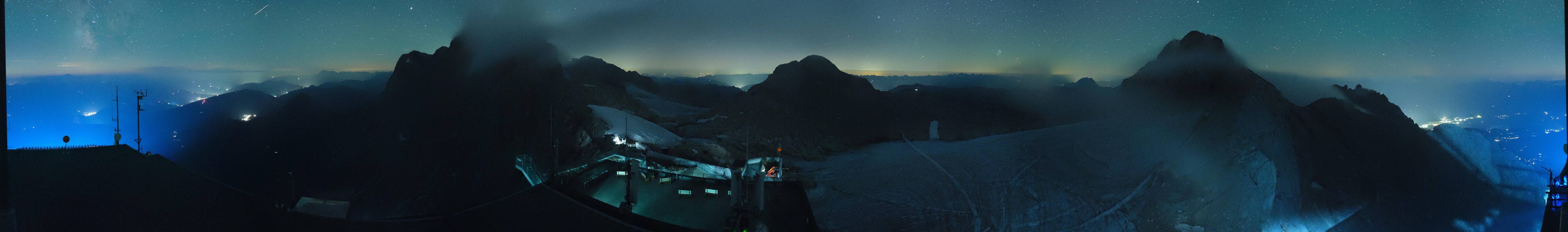 Archiv Foto Webcam Dachstein Gletscher: Panoramablick von der Bergstation