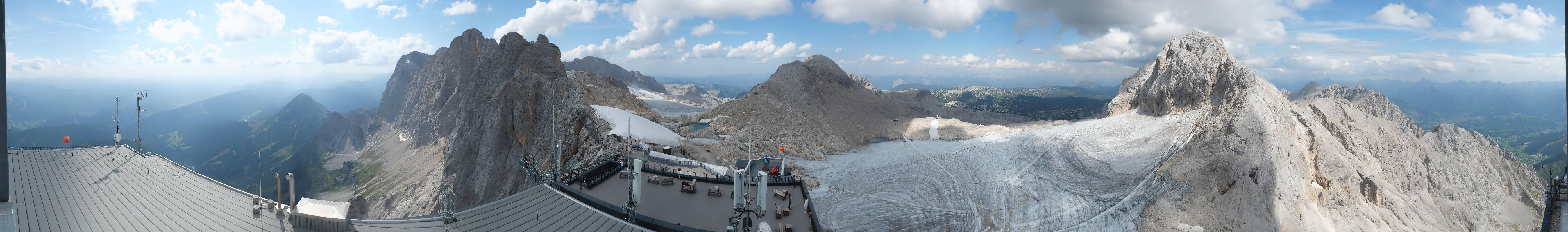 Archived image Panoramic webcam view at the Dachstein Glacier