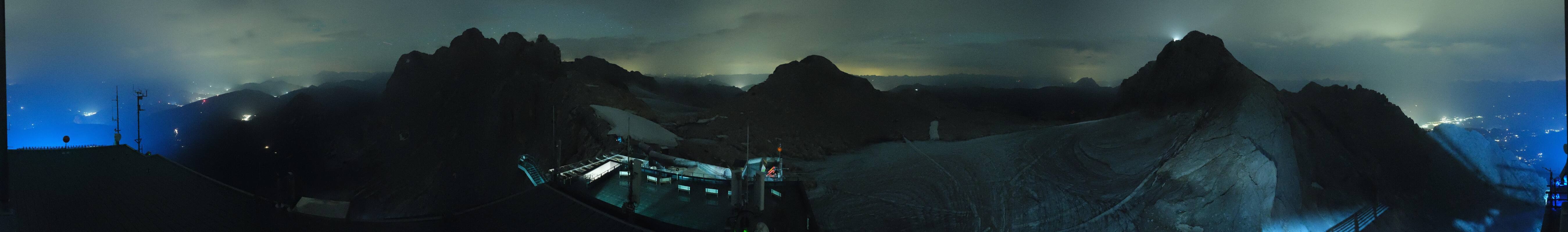Archiv Foto Webcam Dachstein Gletscher: Panoramablick von der Bergstation
