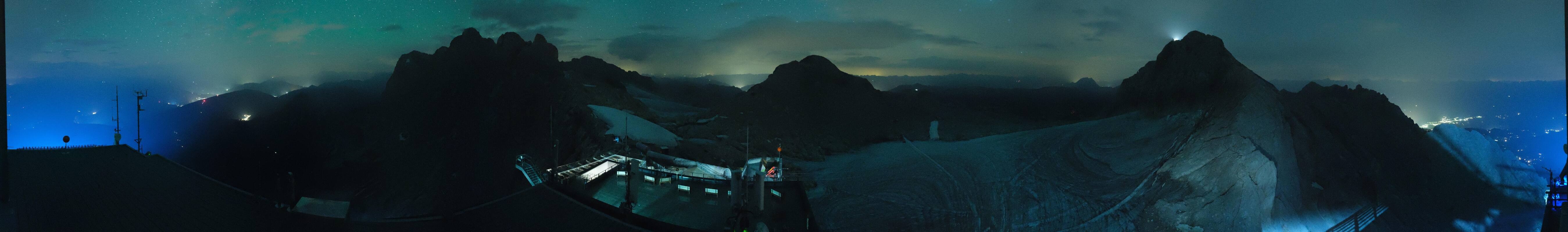 Archiv Foto Webcam Dachstein Gletscher: Panoramablick von der Bergstation